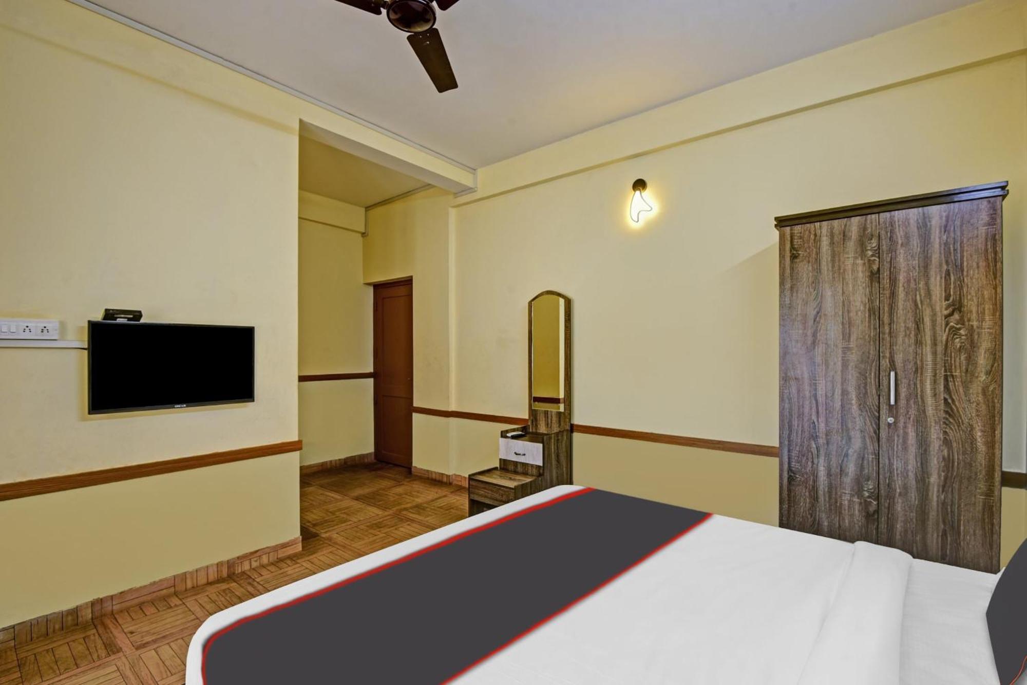 Collection O Express Suites Kakkayam Экстерьер фото