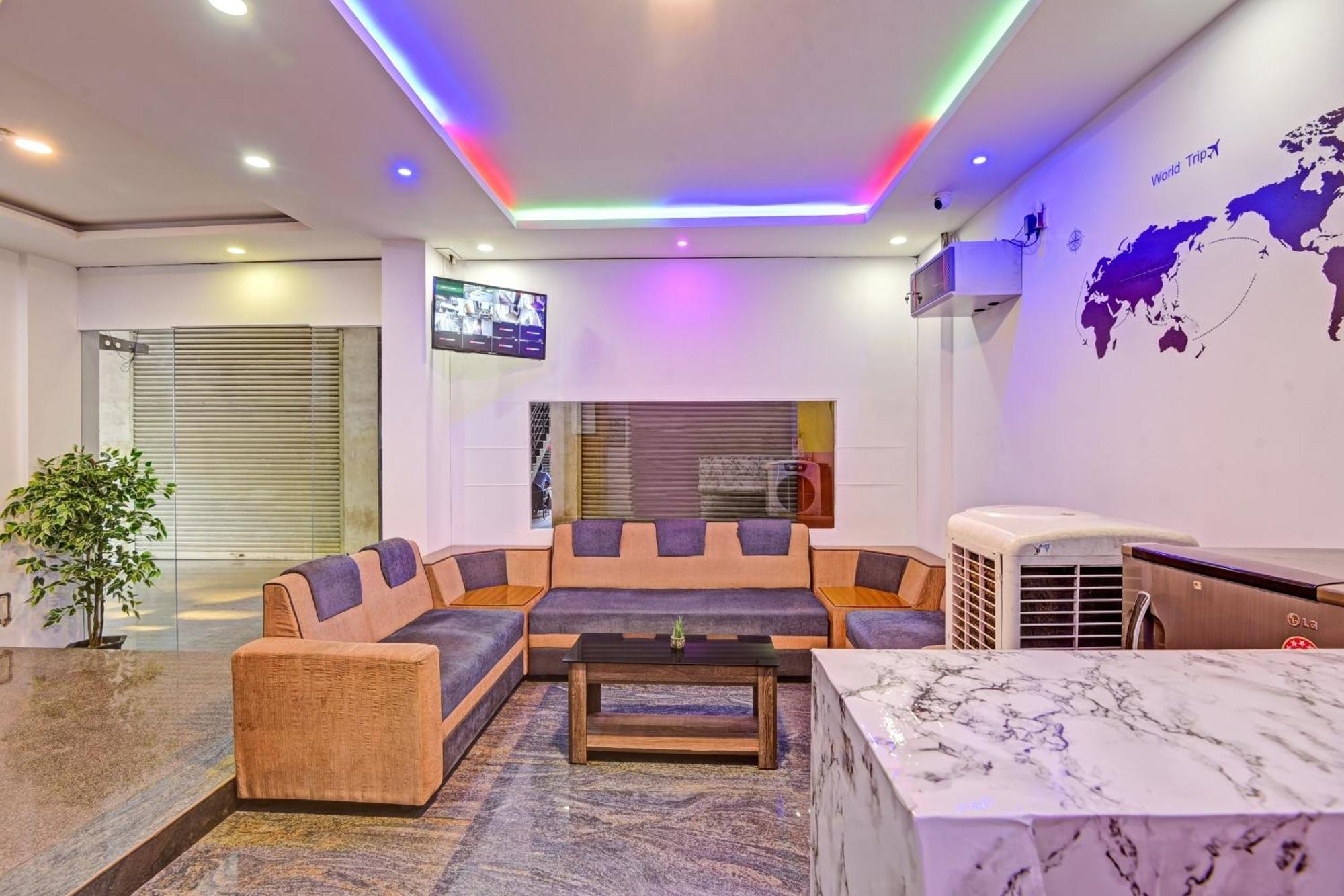 Collection O Express Suites Kakkayam Экстерьер фото