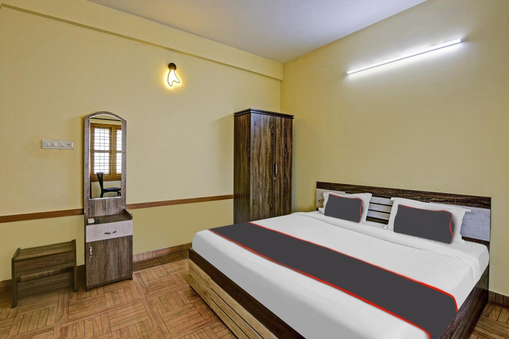 Collection O Express Suites Kakkayam Экстерьер фото
