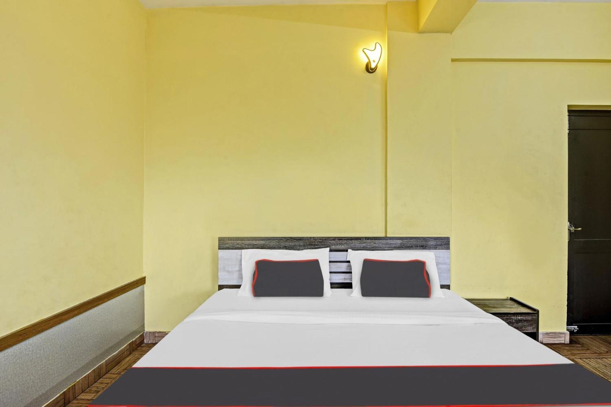 Collection O Express Suites Kakkayam Экстерьер фото