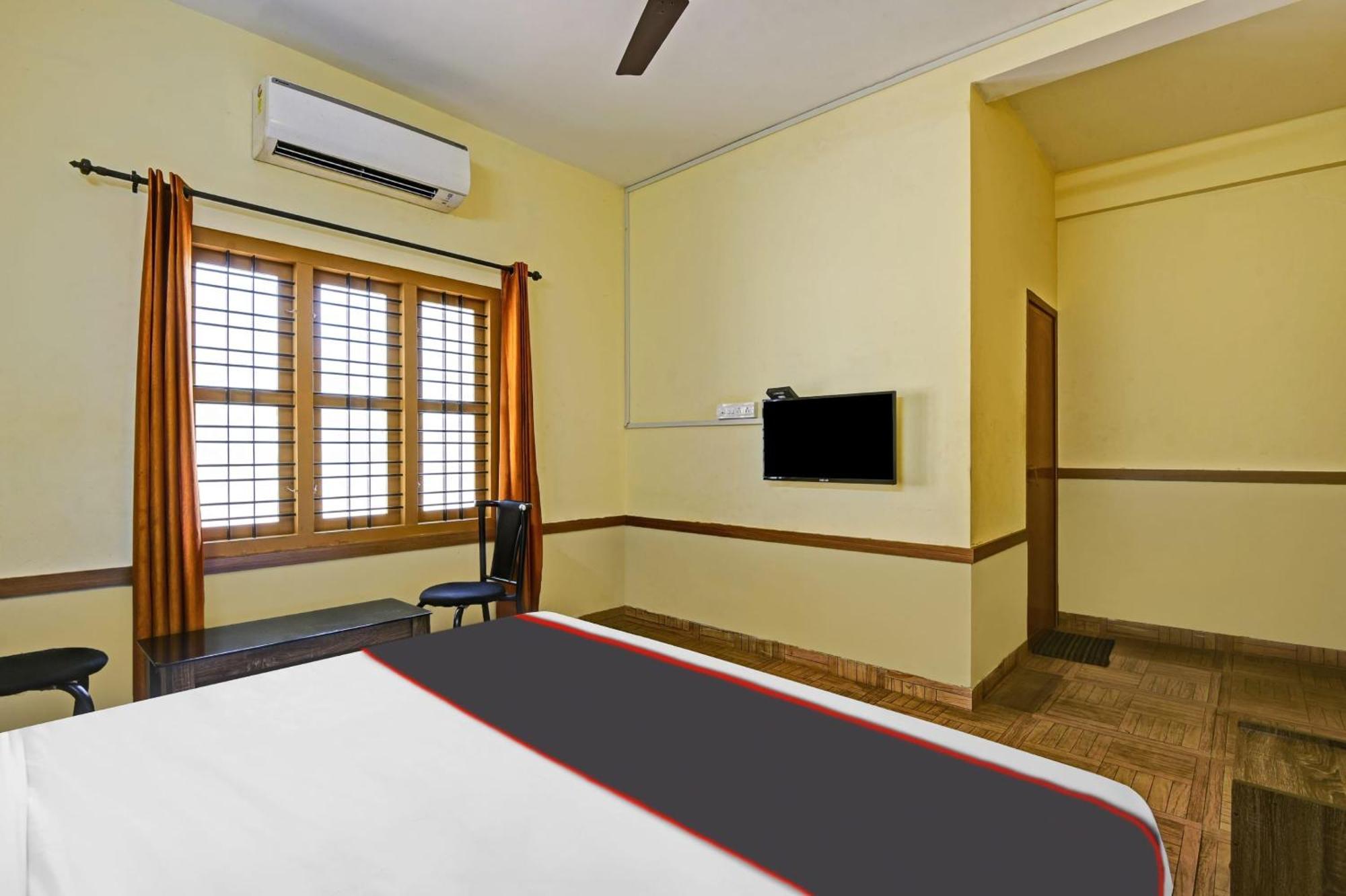 Collection O Express Suites Kakkayam Экстерьер фото